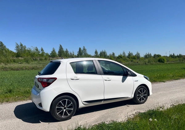 Toyota Yaris cena 57800 przebieg: 86000, rok produkcji 2018 z Miastko małe 781